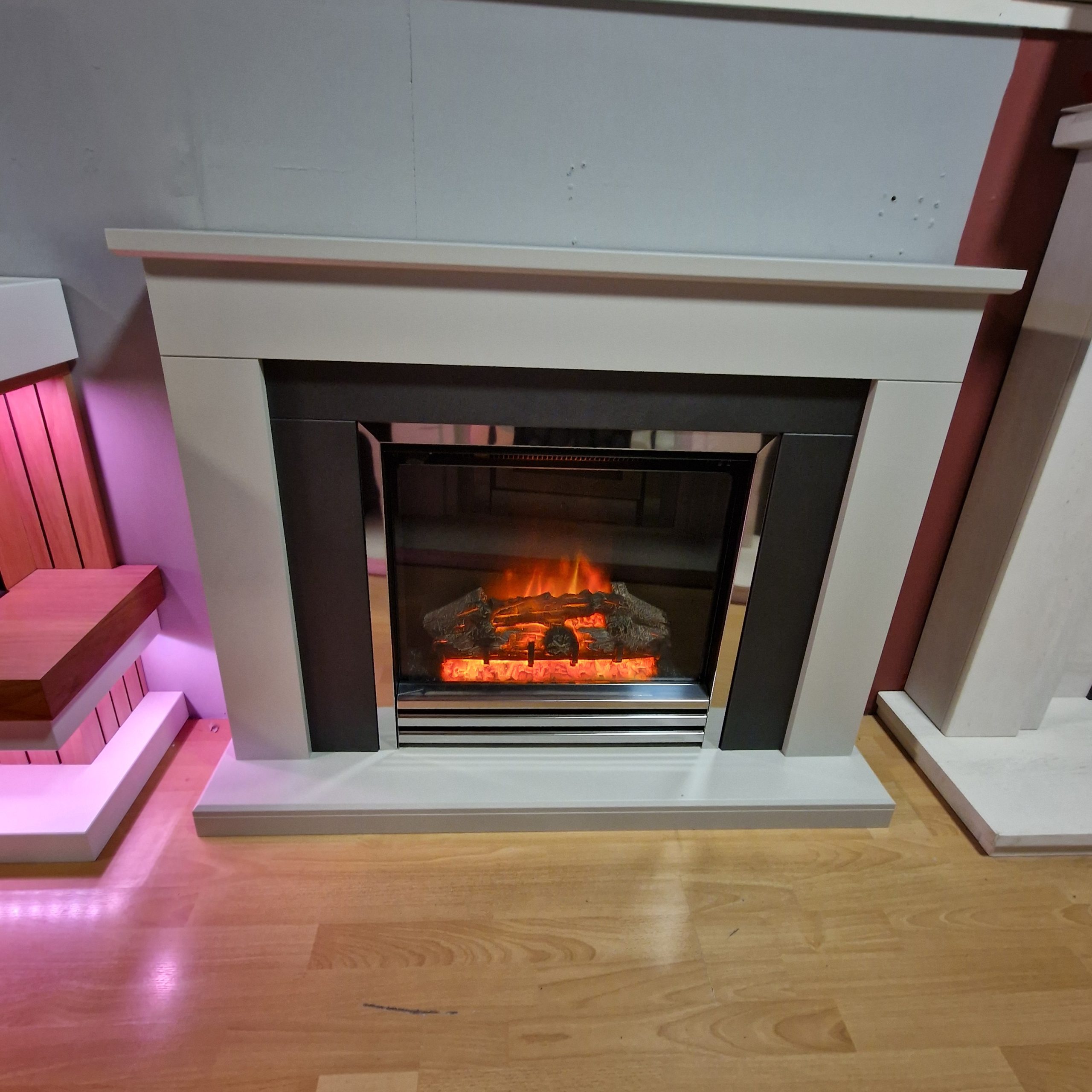 Ex-Display HIW Electric Fireplace.